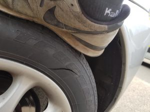 taglio gomme auto cantiere TNT, 22.5.18