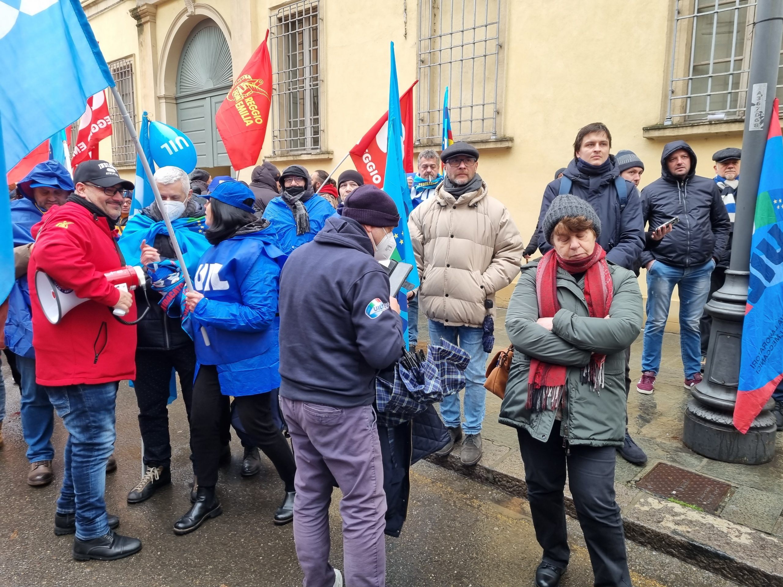 Manifestazione a Reggio Emilia per lo sciopero generale del 16 dicembre 2022