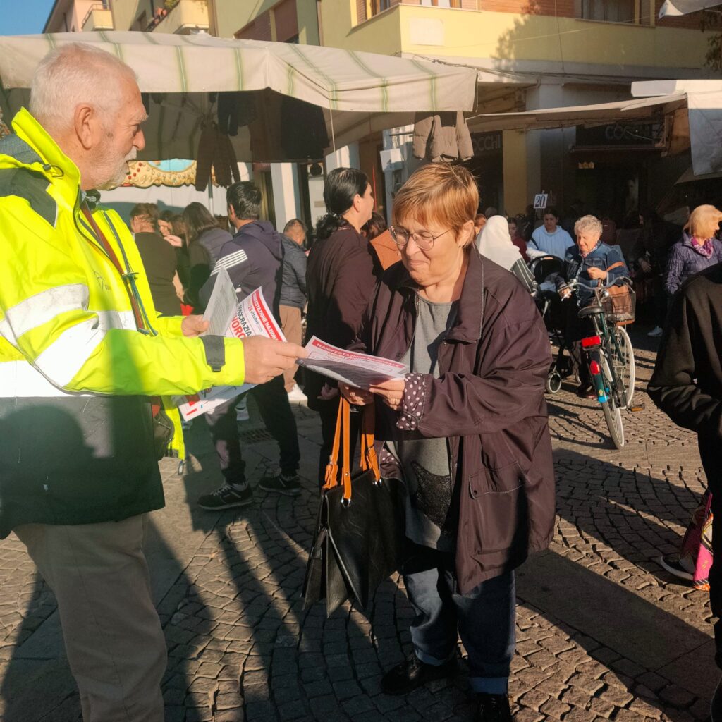 Verso la manifestazione "Democrazia al lavoro" - Mercato di Vignola - 16/10/2025