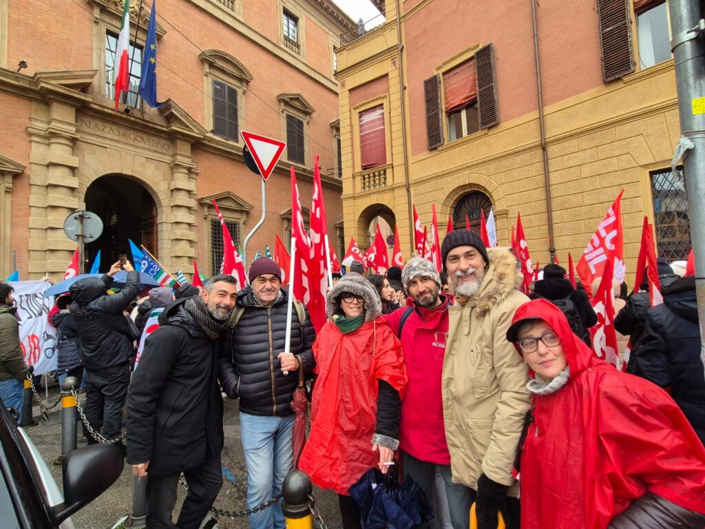 Scuola pubblica sotto attacco: oggi la mobilitazione contro dimensionamento e commissariamento della Regione Emilia-Romagna - Bologna, 24/1/2026