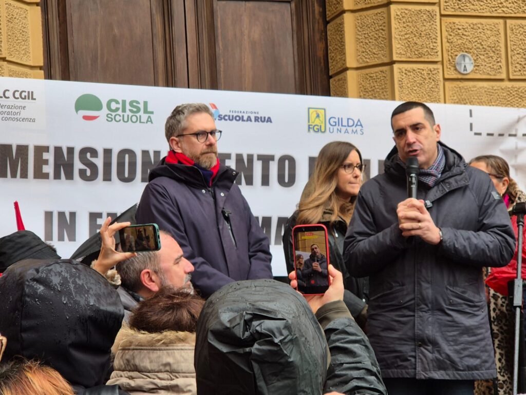 Scuola pubblica sotto attacco: oggi la mobilitazione contro dimensionamento e commissariamento della Regione Emilia-Romagna - Bologna, 24/1/2026