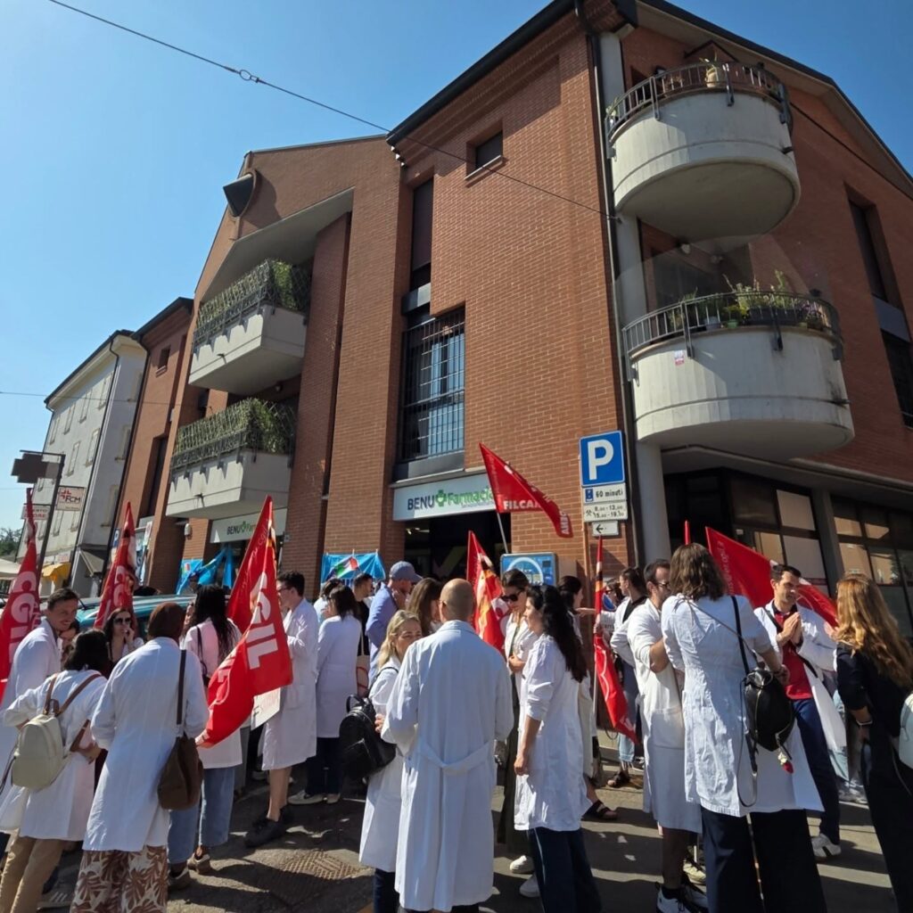 Sciopero delle farmacie comunali - A Modena presidio presso la Farmacia del Pozzo (17 giugno 2026)